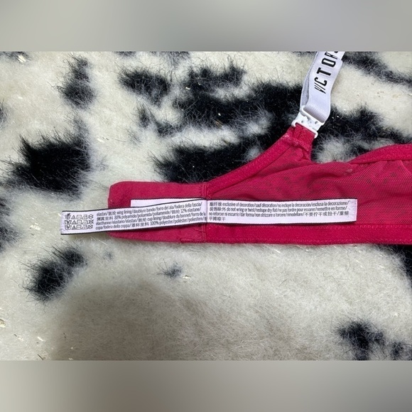 Victoria’s Secret Women’s Red Lined No-Wire Bra Size 36C - Picture 5 of 6